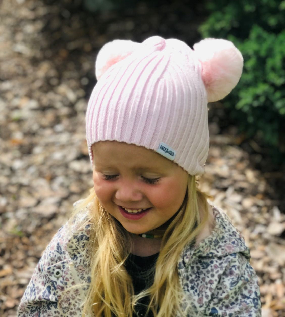 BJØRN Kids double pom pom beanie - Pastel pink