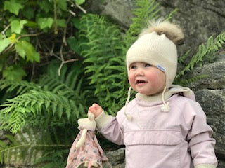 AVIATOR Kids Cashmere wool blend knitted hat with pom pom & ties - Grey Marl